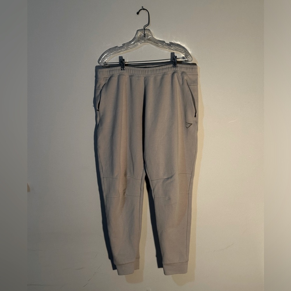 Gym shark joggers. XXL.